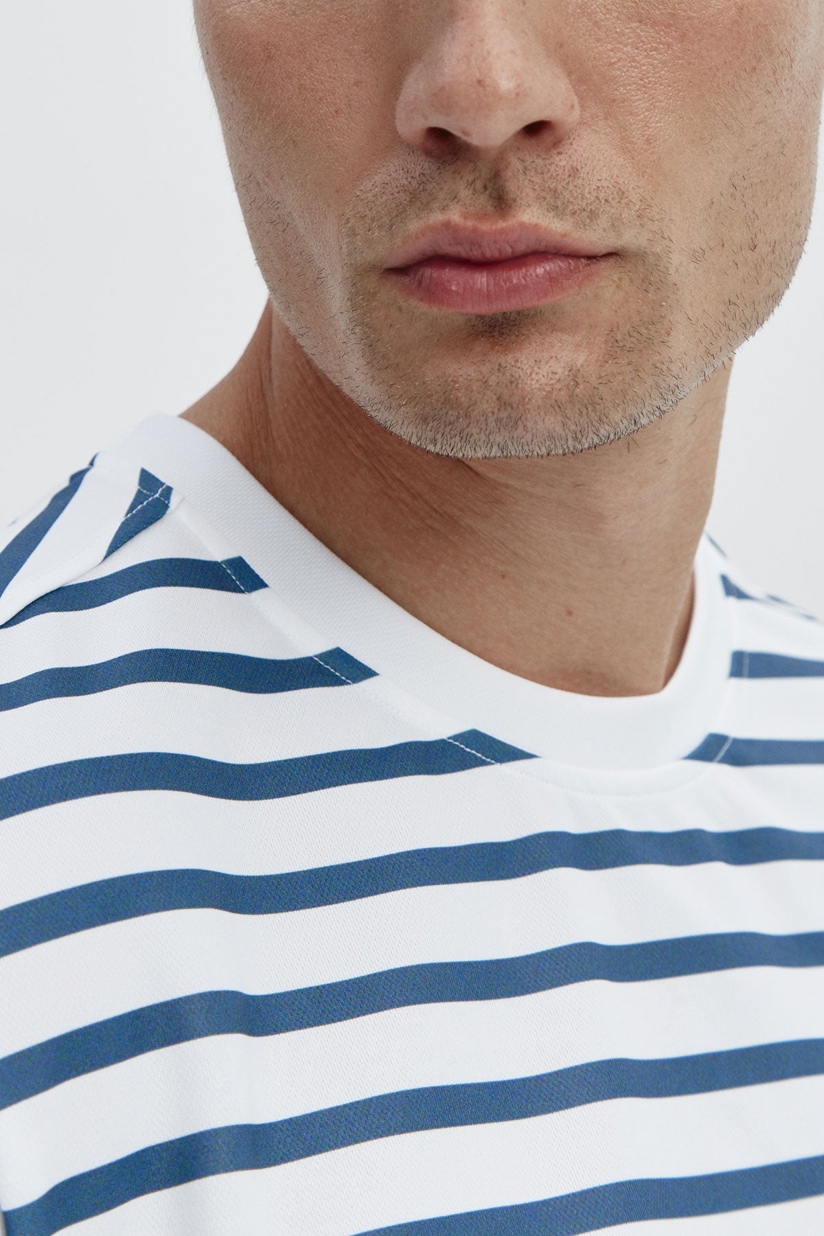 Camiseta rayas marino de hombre