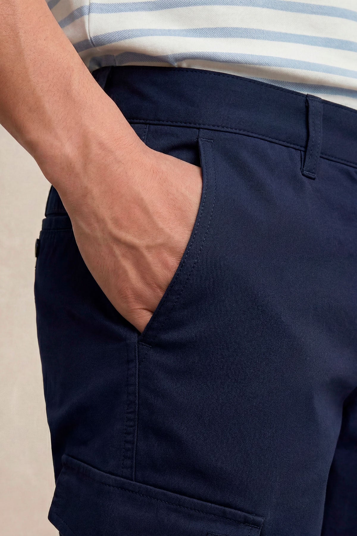 Bermuda cargo hombre azul oscuro
