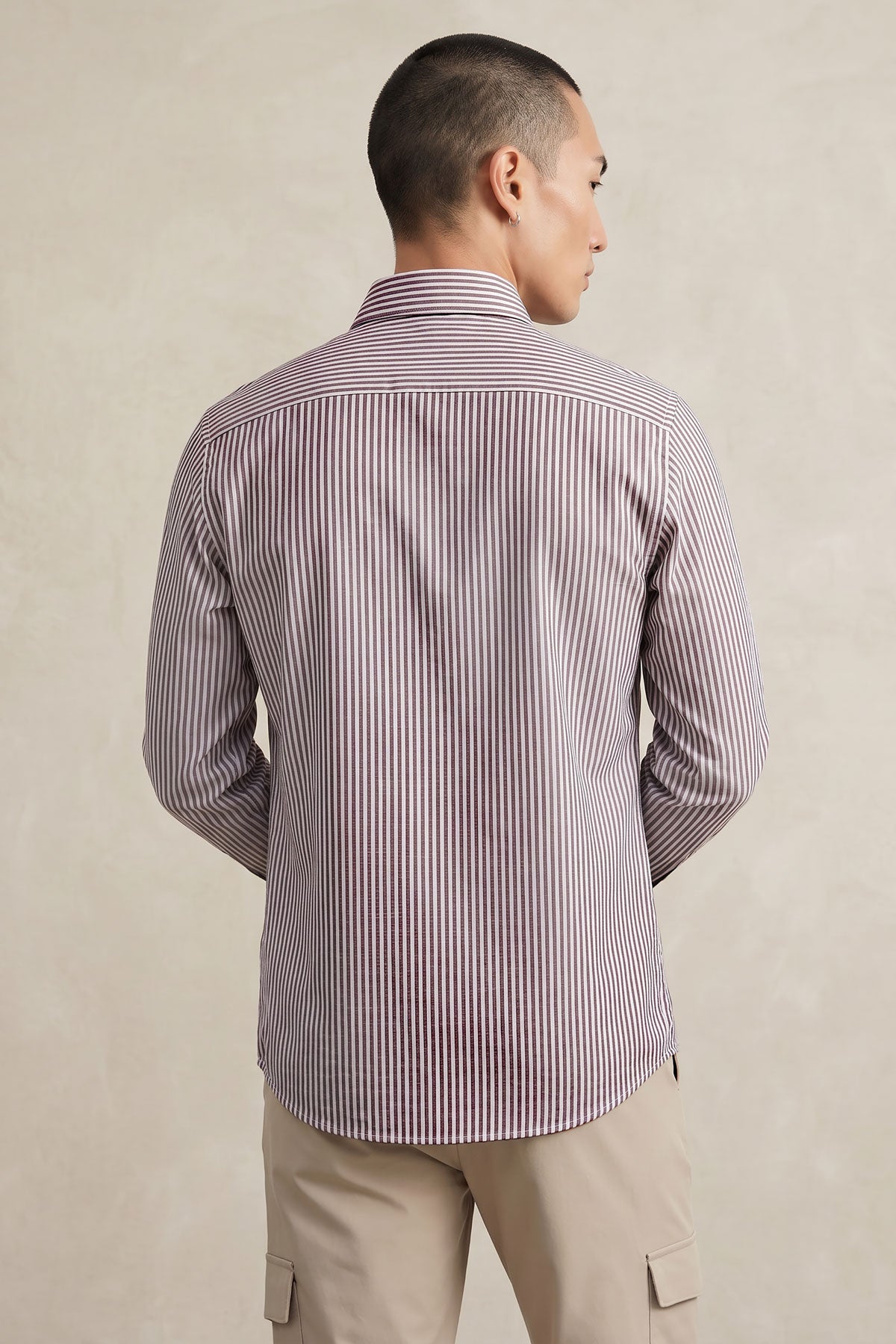 Camisa casual hombre estampado rayas morado regular