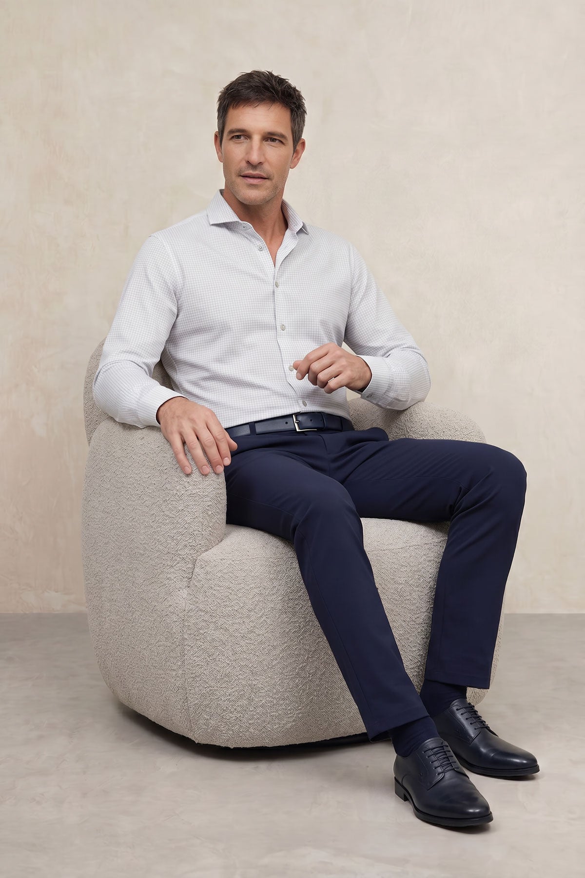 Camisa de vestir cuello cutaway hombre estampado cuadro gris regular