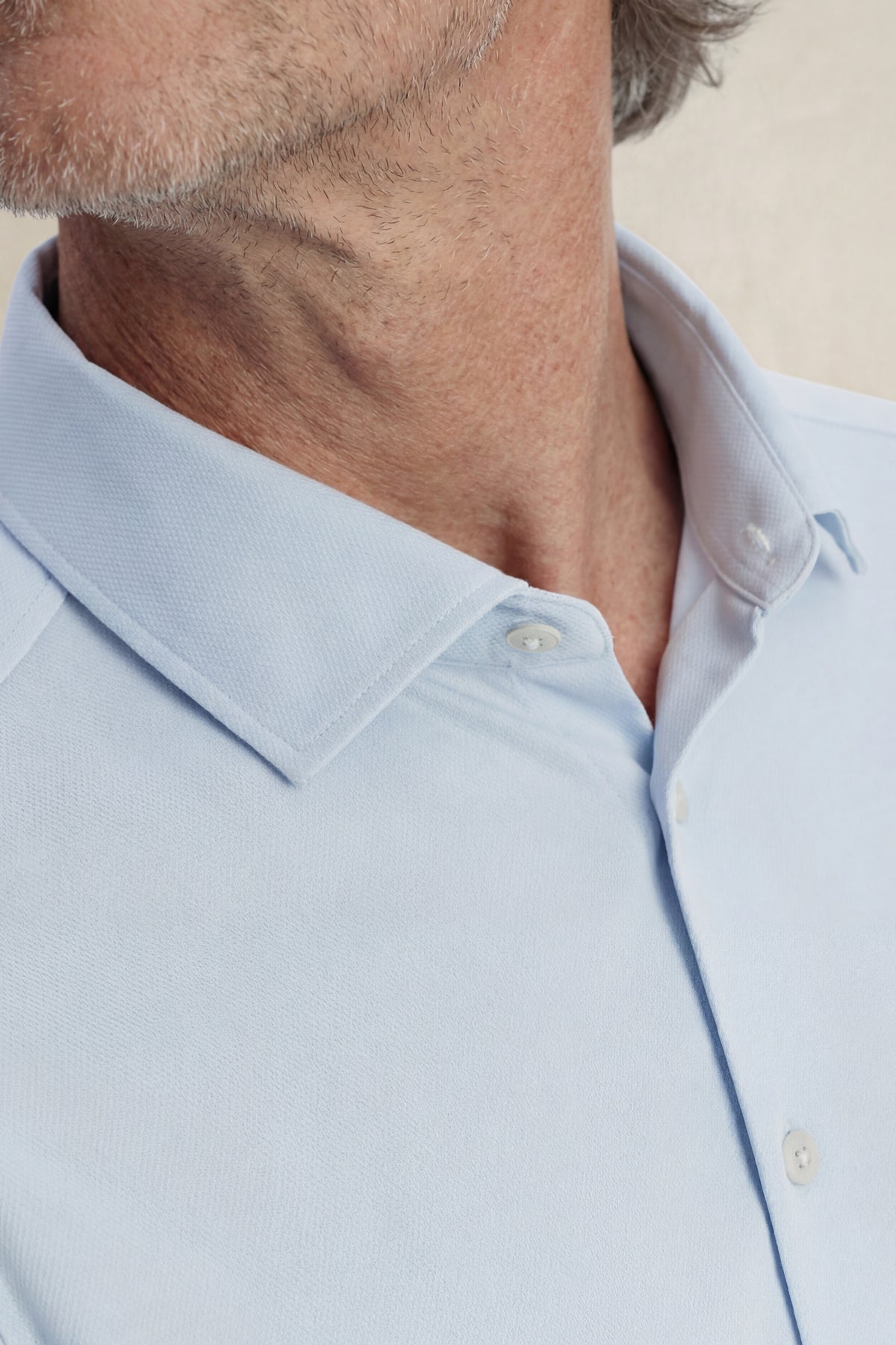 Camisa de vestir hombre estampado mosaico azul celeste regular detalle cuello