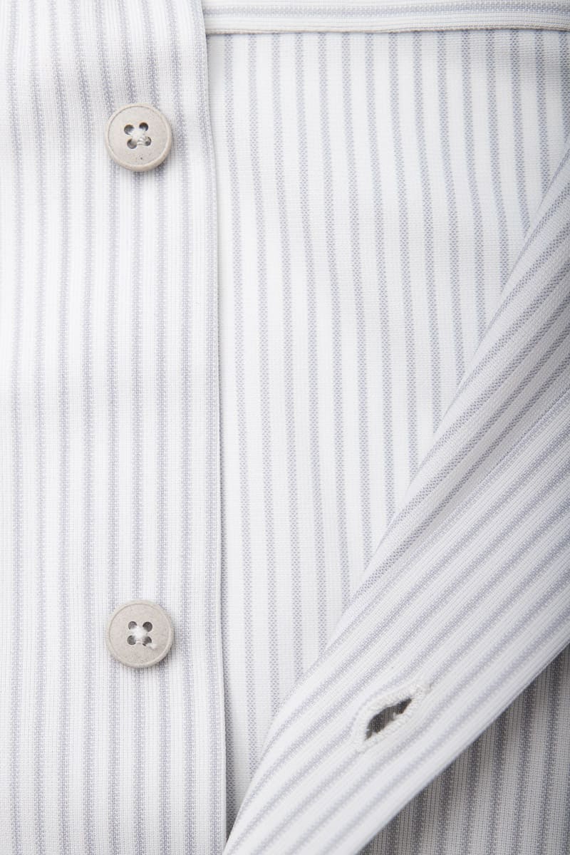 camisa de vestir rayas celeste regular luxe detalle botón 