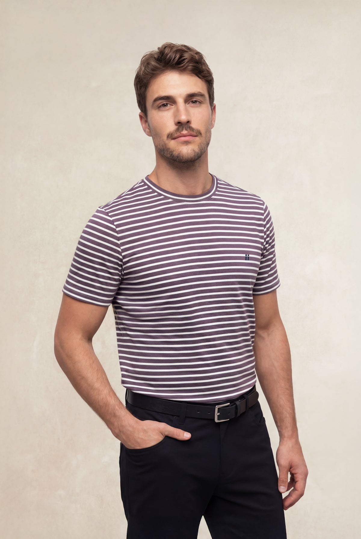 Camiseta hombre cuello redondo estampado rayas morado Soft