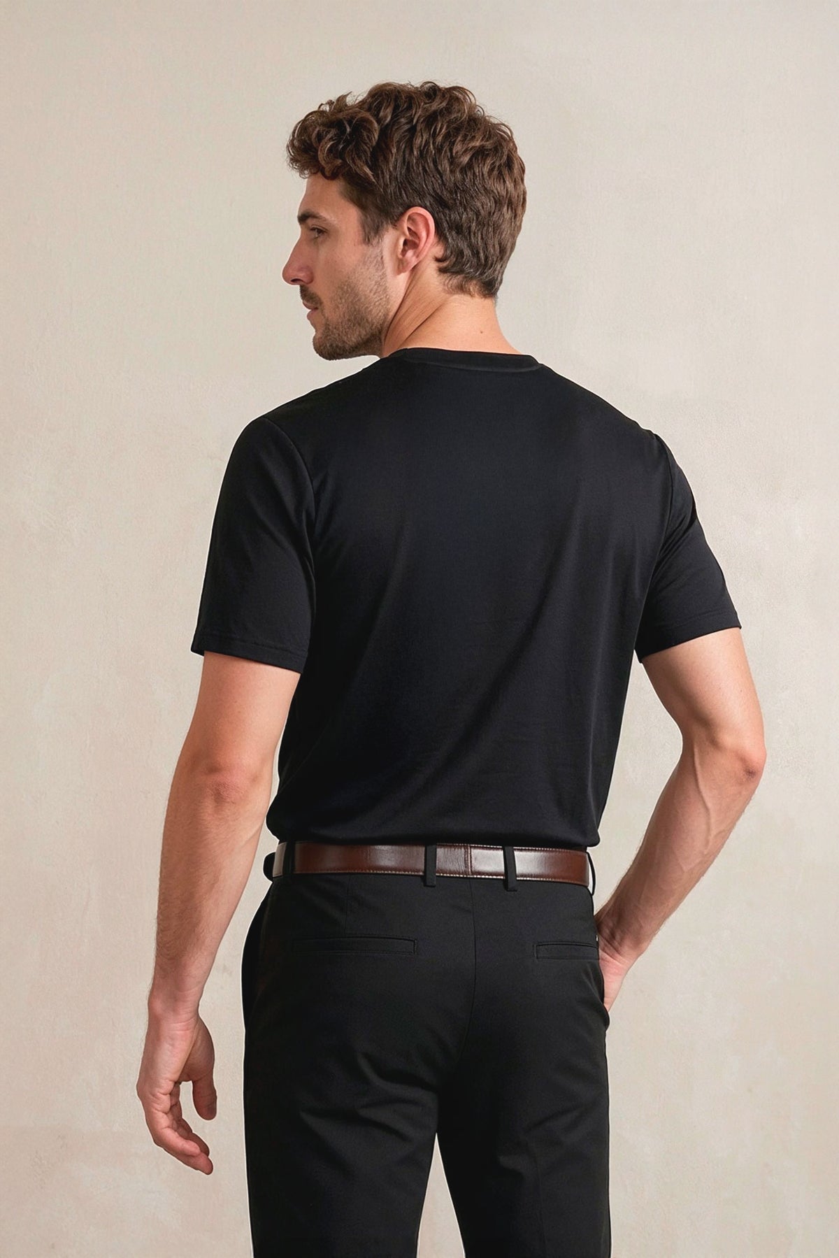 Camiseta Masculina Gola Redonda Preta Soft Light