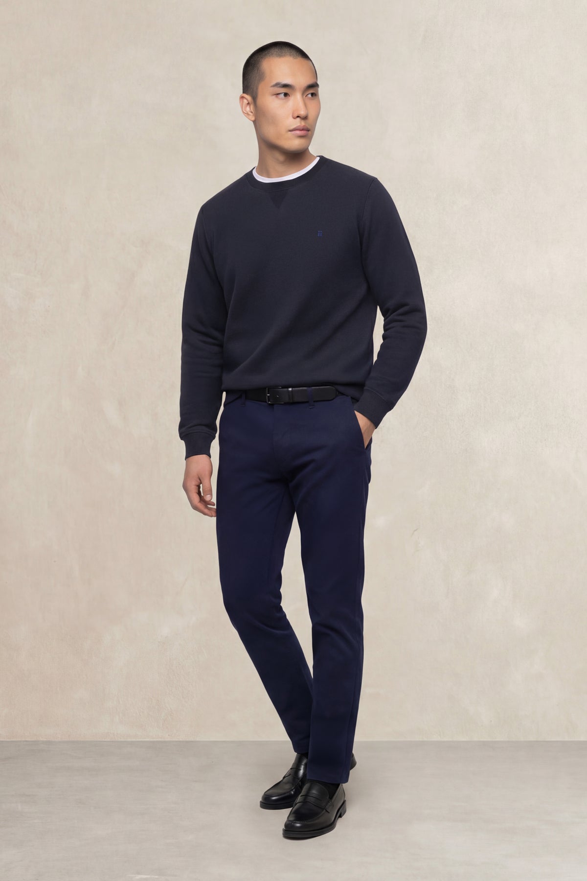 Pantalon chino hombre azul marino slim Nova total look