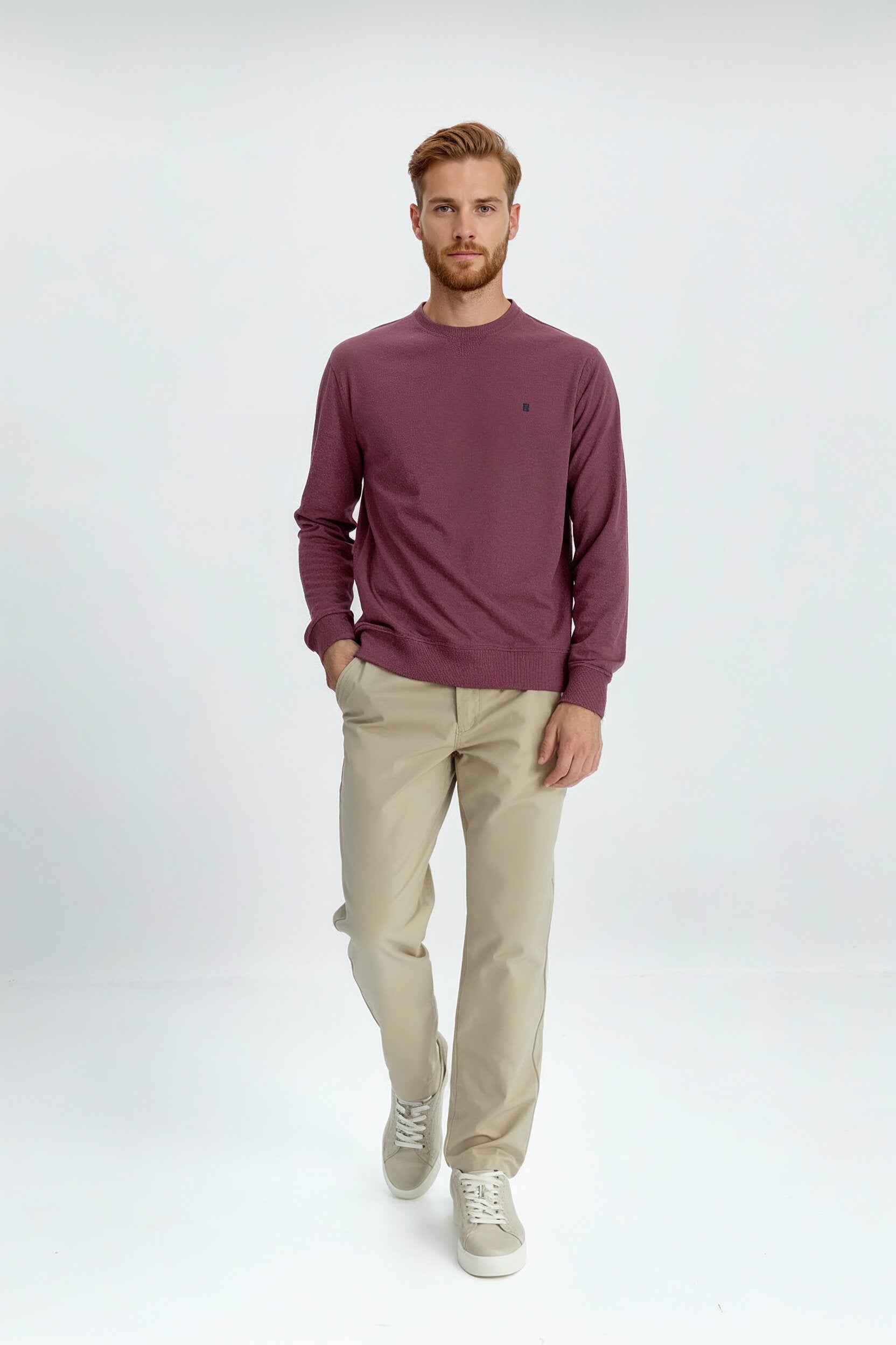 sudadera granate hombre cuerpo entero 